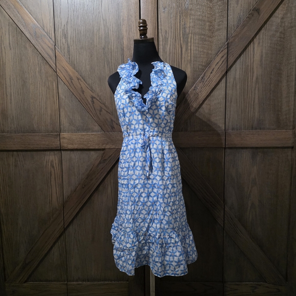 Lilly Pulitzer Dresses & Skirts - Lilly Pulitzer Blue and White Floral Midi Dress
